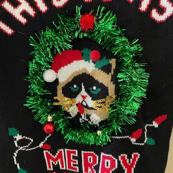 No Boundaries Juniors This Is As Merry As It Gets Christmas Grumpy Cat Sweater - Picture 11 of 14